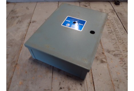 schakelkast wandbehuizing , ongebruikt. Oude voorraad VINTAGE